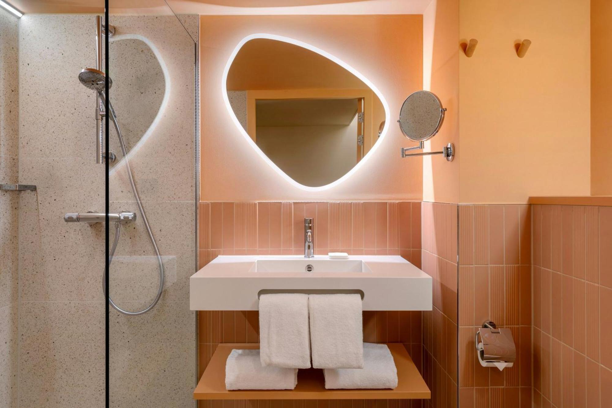 The Rebyl, Nijmegen, A Tribute Portfolio Hotel ภายนอก รูปภาพ